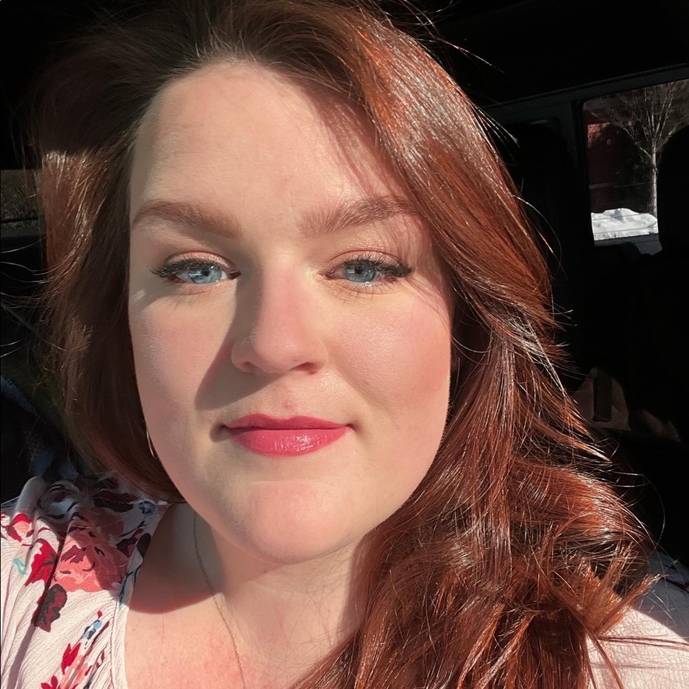 Meet your Posher, Madeline